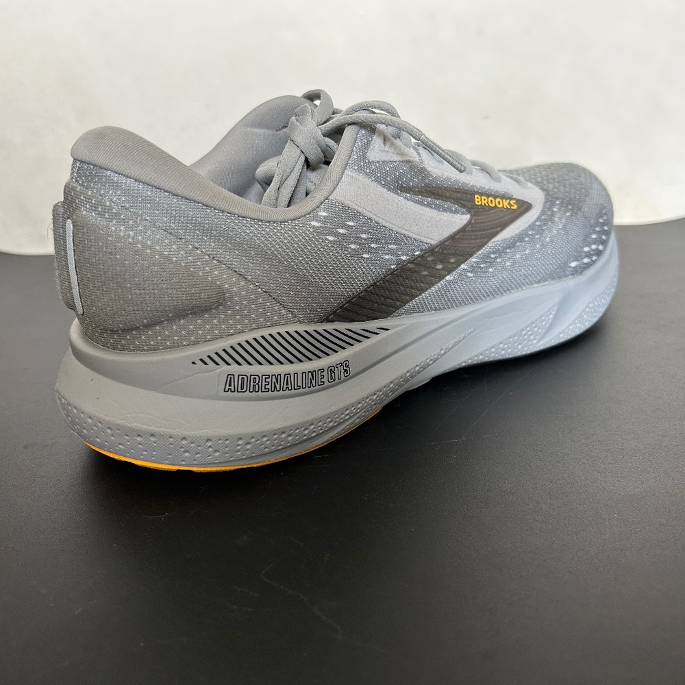 Brooks Adrenaline 24 GTS Alloy/White/Gold Fusion Sneakers, Size 12.5 2E